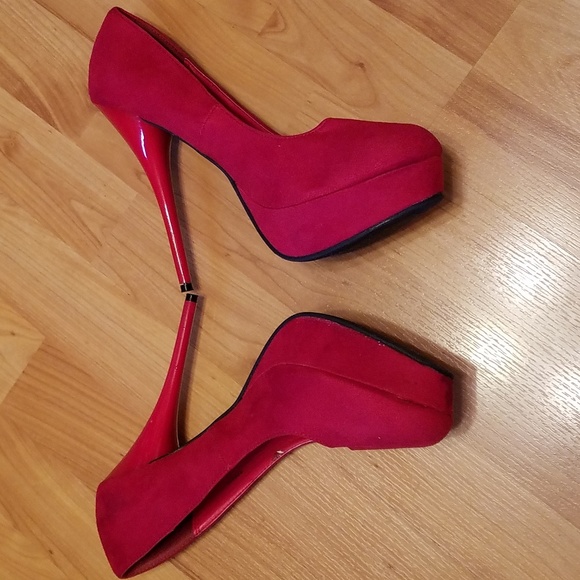 CHARLOTTE RUSSE | red platform stiletto💄 heels - Picture 6 of 7